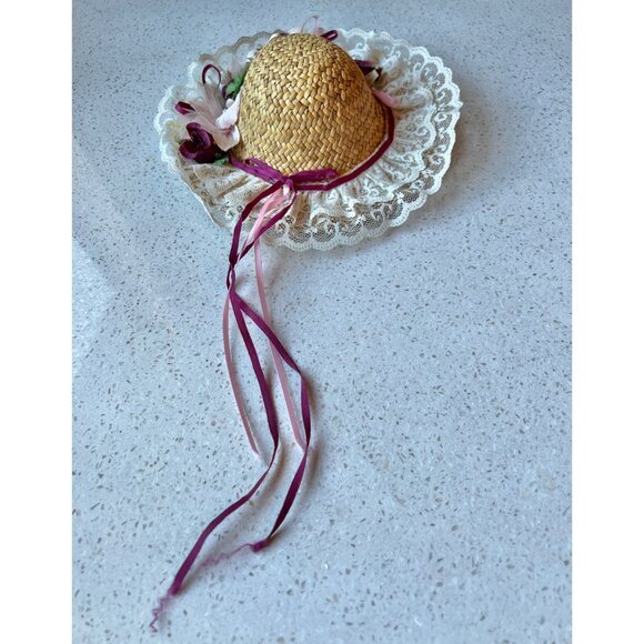 Vintage Doll Straw Hat With Lace & Ribbon Embellishments - Picture 2 of 8